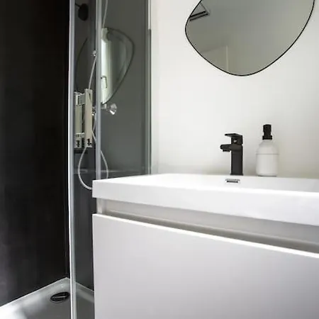 3 Pieces / Proche / Centre / Clim Apartman